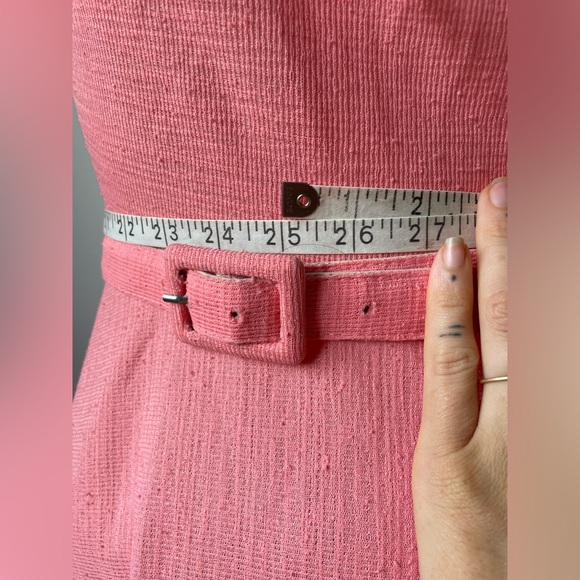 Vintage pink dress with belt and drawstring collar - Picture 9 of 12
